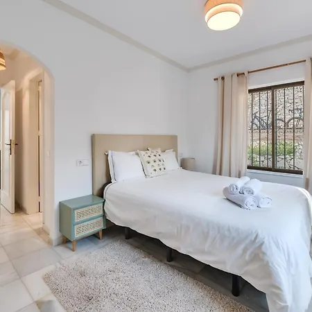 公寓 Peaceful 4 Bdrm Andalusian W Sea Views