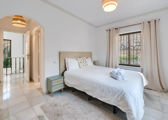 Apartmán Peaceful 4 Bdrm Andalusian W Sea Views