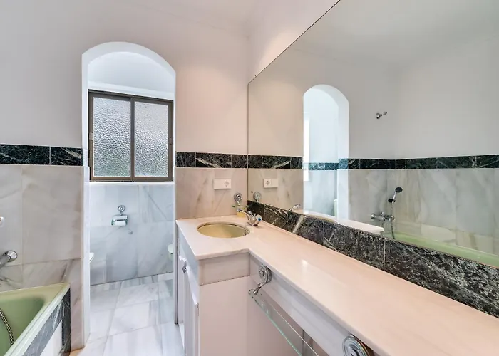 Apartmán Peaceful 4 Bdrm Andalusian W Sea Views