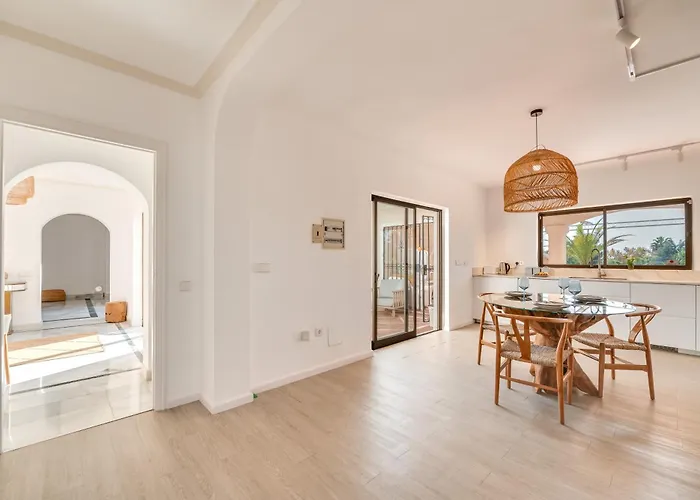 Apartmán Peaceful 4 Bdrm Andalusian W Sea Views
