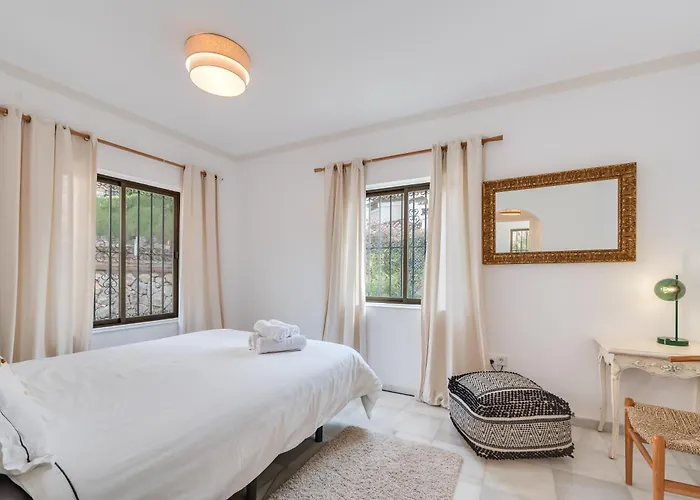Apartmán Peaceful 4 Bdrm Andalusian W Sea Views
